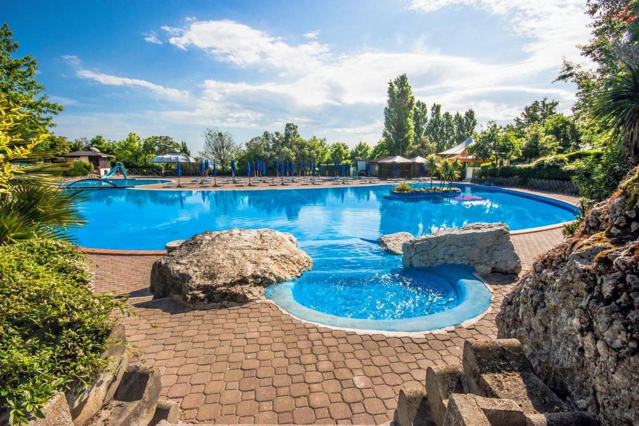 Divacamp San Marino Hotell Exteriör bild